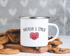 Mug émaillé personnalisé prénoms couple - Coeur|Cadeaux.com Best