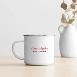 Mug personnalisé émaillé - Papa et ses petits coeurs|Cadeaux.com Hot