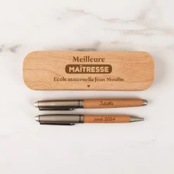 Parure de stylos personnalisés - Merci Maitresse|Cadeaux.com New