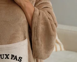 Plaid à manches personnalisé - J'peux pas|Cadeaux.com Discount