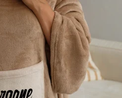 Plaid à manches personnalisé - Prénom|Cadeaux.com Sale