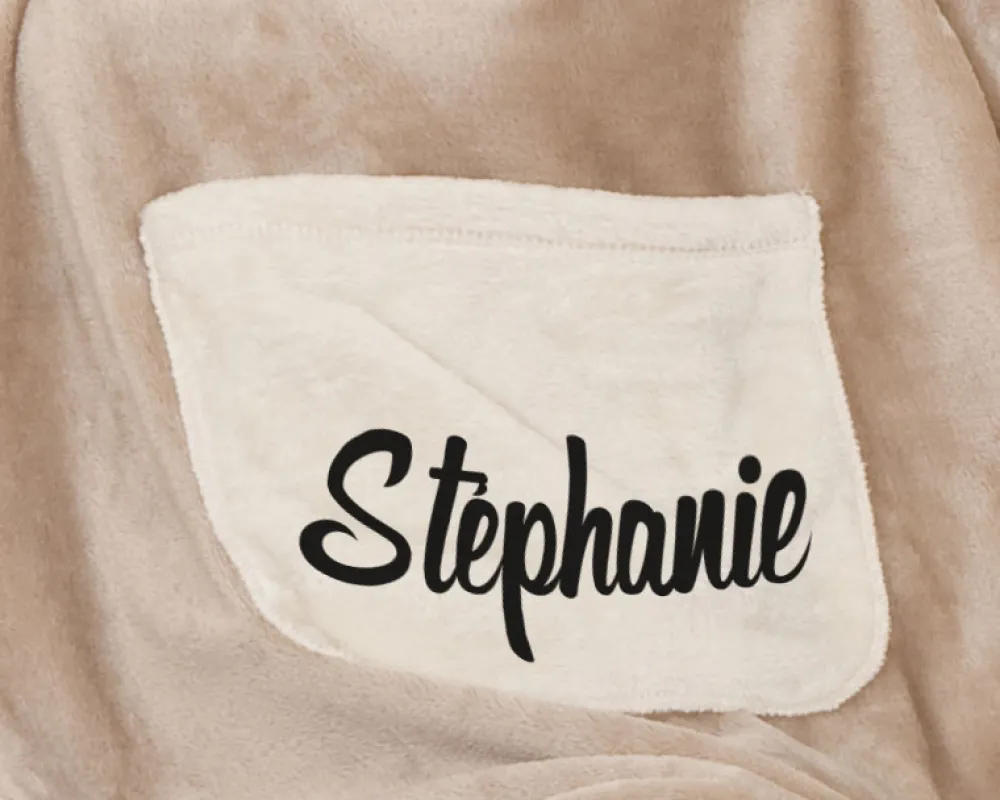 Plaid à manches personnalisé pour deux personnes - Prénoms|Cadeaux.com Best