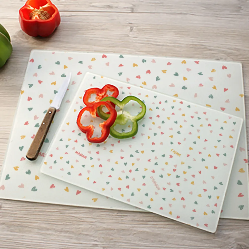 Planche à découper en verre personnalisée - Message Secret|Cadeaux.com Sale