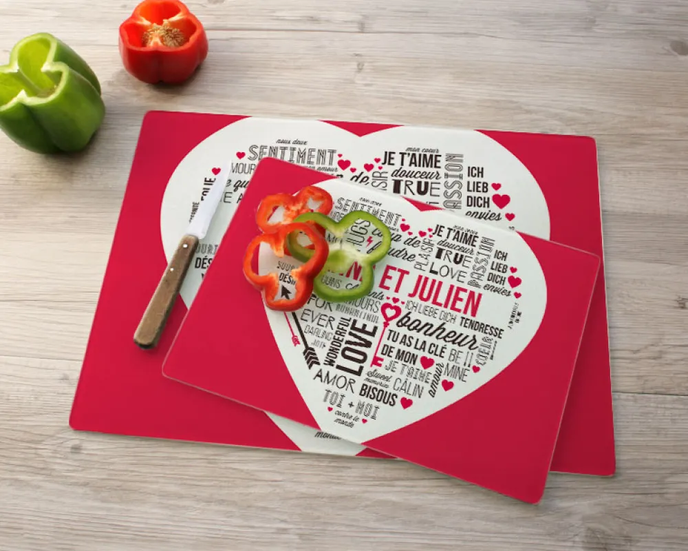 Planche à découper en verre personnalisée - Mots d'Amour|Cadeaux.com Outlet