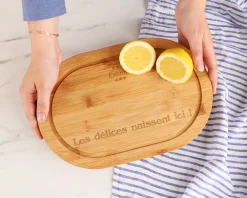 Planche à découper ovale personnalisée en bois - Oui Chef|Cadeaux.com Discount