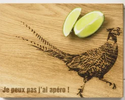 Planche à découper personnalisée en chêne écossais avec décapsuleur - Faisan|Cadeaux.com Hot