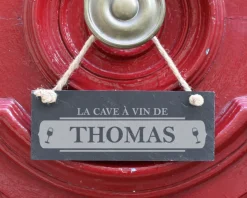 Plaque de porte personnalisée - La Cave à Vin de...|Cadeaux.com Online