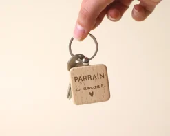 Porte-clés en bois personnalisé - Parrain|Cadeaux.com Clearance
