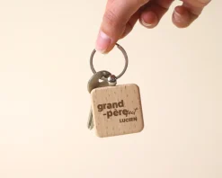 Porte-clés en bois personnalisé - Grand Père-fect|Cadeaux.com Discount