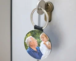 Porte-clés photo personnalisé en simili cuir|Cadeaux.com Discount