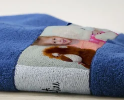 Serviette bleue Personnalisable - Photos et Message|Cadeaux.com New