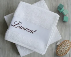 Serviette Family Circus Prénom|Cadeaux.com Clearance