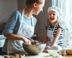 Tablier personnalisé maman - Première Fête des Mères|Cadeaux.com