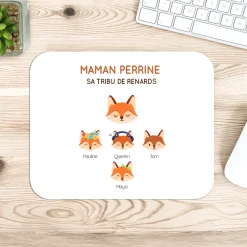 Tapis de souris personnalisé - Maman Renard et sa meute|Cadeaux.com