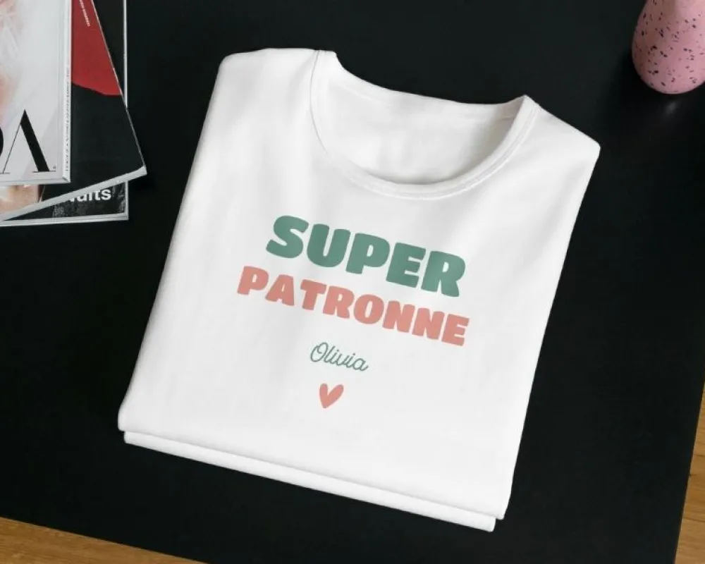 Tee shirt personnalisé femme - Super Patronne|Cadeaux.com Outlet