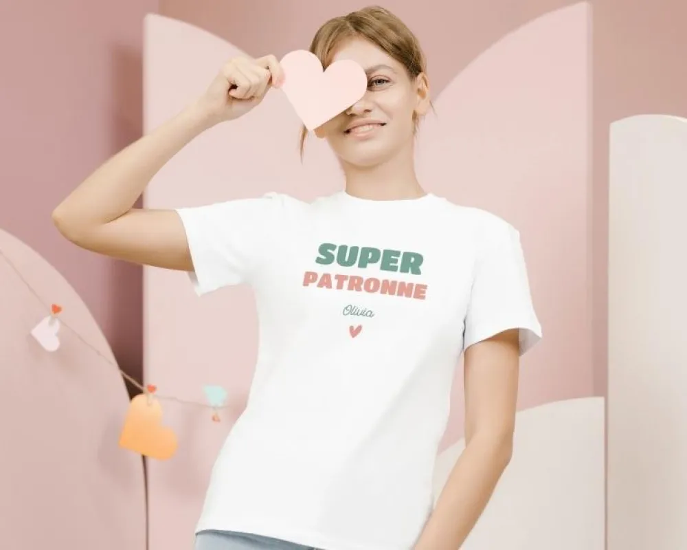 Tee shirt personnalisé femme - Super Patronne|Cadeaux.com Outlet