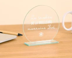 Trophée personnalisé - Marraine|Cadeaux.com New