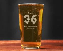 Verre à bière personnalisé anniversaire - Ballons|Cadeaux.com Online