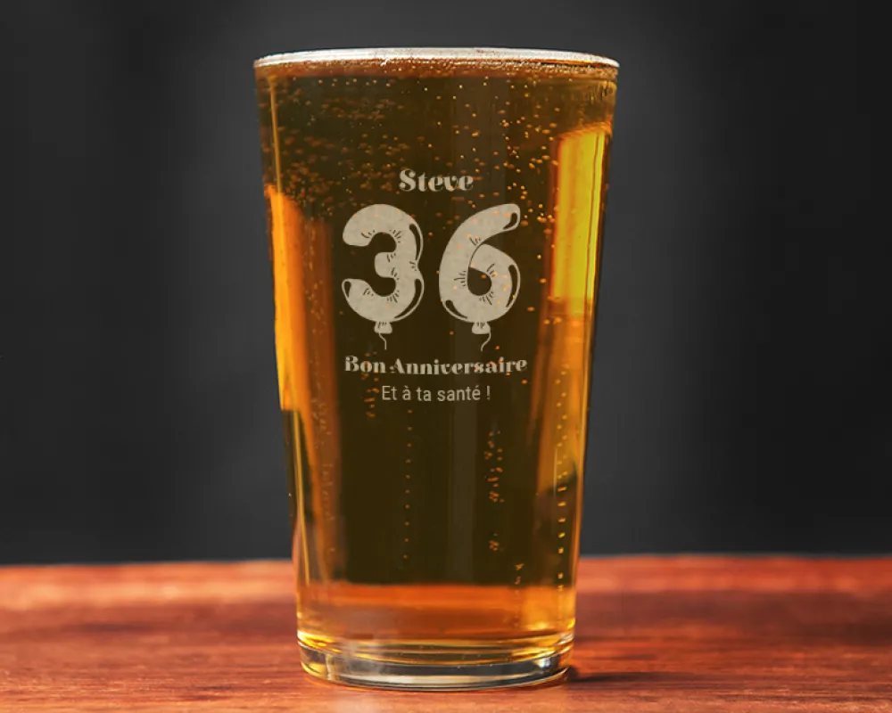 Verre à bière personnalisé anniversaire - Ballons|Cadeaux.com Online