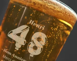 Verre à bière personnalisé anniversaire - Ballons|Cadeaux.com Online