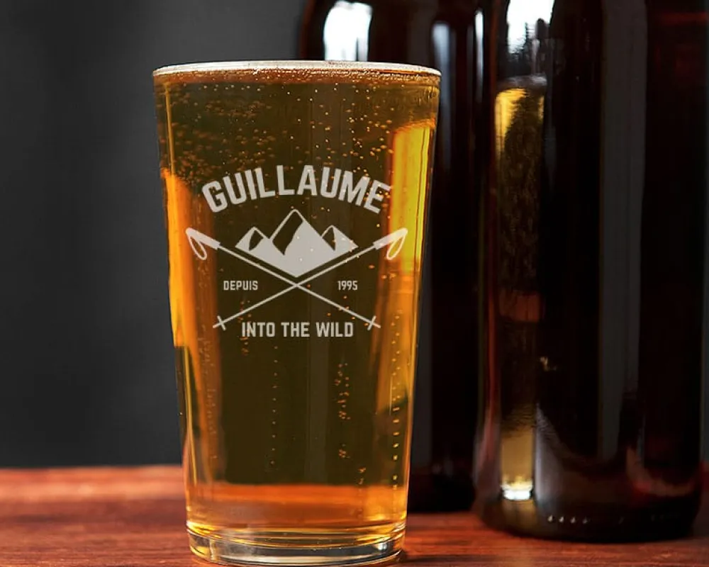 Verre à bière personnalisé prénom - Montagne|Cadeaux.com Hot