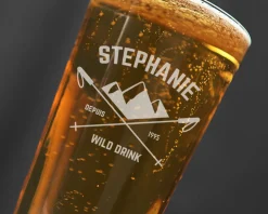 Verre à bière personnalisé prénom - Montagne|Cadeaux.com Hot