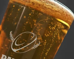Verre à bière personnalisé pinte - Rugby|Cadeaux.com Best