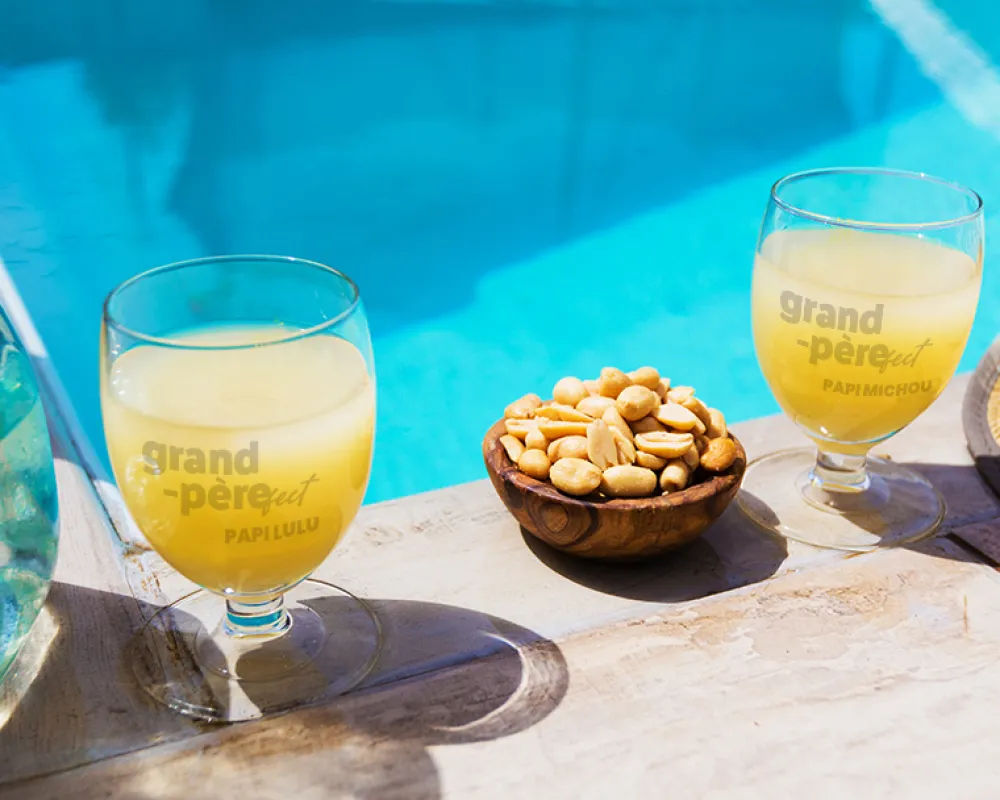Verre à Ricard personnalisé ballon - Grand Père-fect|Cadeaux.com
