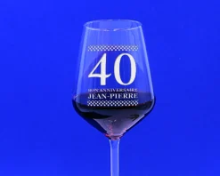 Verre à vin personnalisable anniversaire - Âge|Cadeaux.com