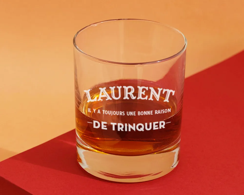 Verre à whisky personnalisé prénom - Bonne raison de trinquer|Cadeaux.com Online